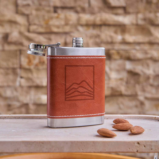 FLASQUE EN ACIER ET PU 100ML PERSONNALISABLE 'GUDY'