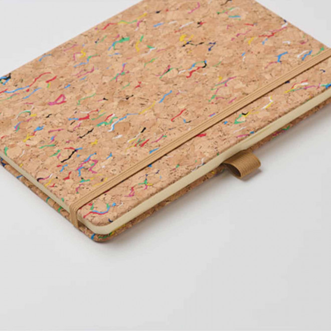 CARNET ET STYLO EN LIEGE PERSONNALISABLE 'CORCHI'