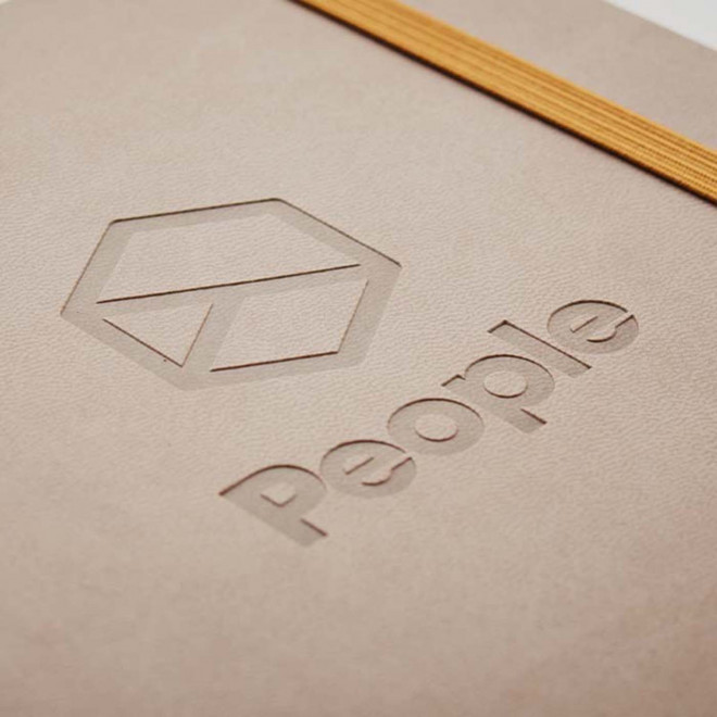 CARNET SUR MESURE PERSONNALISABLE EN PU A5 'MYNOTE'