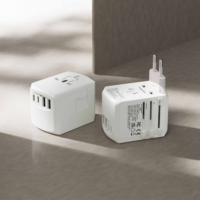  ADAPTATEUR DE VOYAGE PERSONNALISABLE 'TRIPPER'