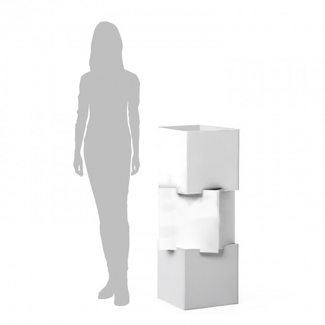 TOTEM PUBLICITAIRE EN CARTON CUBES 'PIKI' - blanc