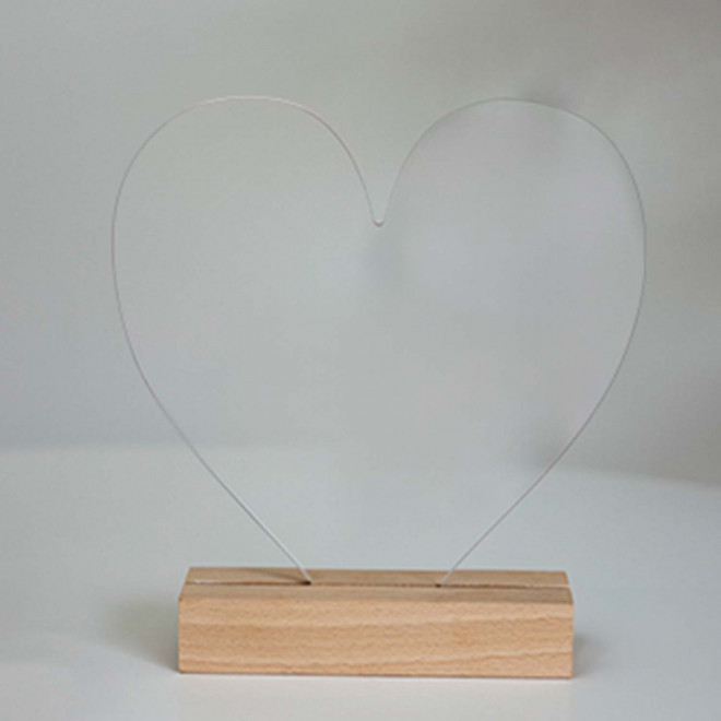 TROPHEE ACRYLIQUE ET BOIS PERSONNALISABLE 'UKITA WOOD' - coeur