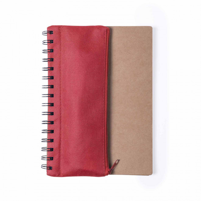 CARNET AVEC TROUSSE PERSONNALISEE 'TROUSSO' - rouge