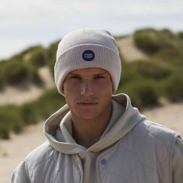 BONNET PERSONNALISÉ AVEC RABAT 'CAPELINO'