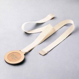 MEDAILLE EN BOIS PERSONNALISABLE 'FORTE'