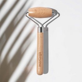 ROULEAU DE MASSAGE PUBLICITAIRE POUR VISAGE EN BOIS 'REPO'