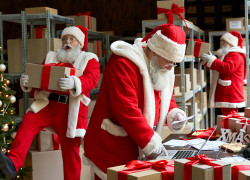 Réussir Noël en entreprise avec des cadeaux d’affaires personnalisés ! 