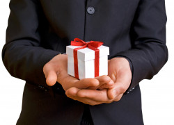 5 conseils pour bien offrir un cadeau d'affaires